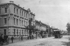 Дняпроўскі праспект, конка